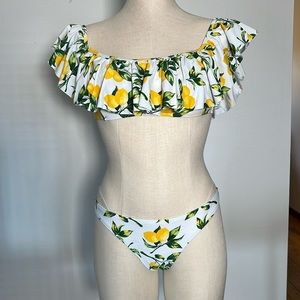 Bikini lemon pattern